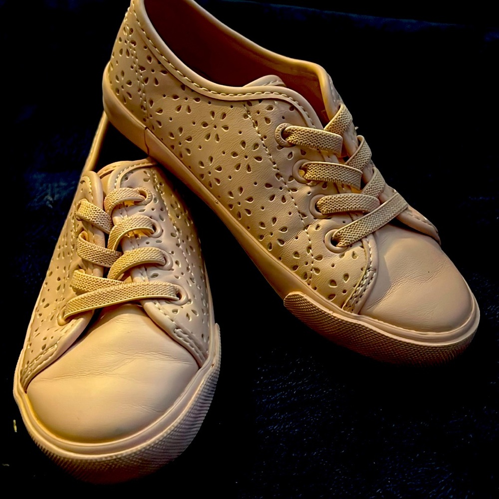 Old Navy Slip-on Sneakers